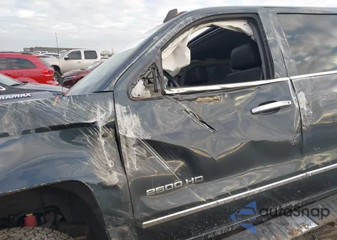 2019 Chevrolet Silverado 2500Hd Ltz from USA, damaged, VIN 1GC1KTEY0KF169787